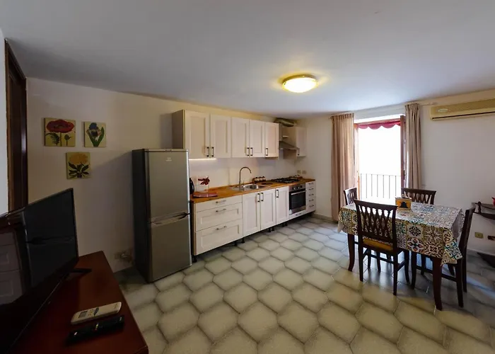 Appartement A Due Passi Dal Duomo Con Cucina *